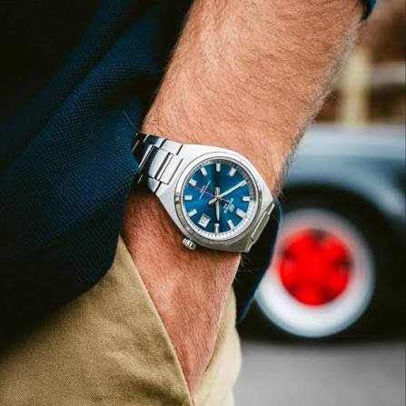 ساعت مچی مردانه کاسیو EDIFICE مدل EFB-109D-2AVD