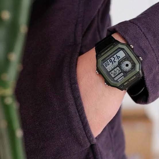 ساعت مچی کاسیو مدل CASIO-AE-1200WHB-1B