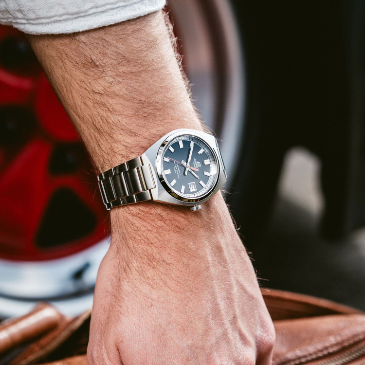 ساعت مچی مردانه کاسیو EDIFICE مدل EFB-109D-1AVDF