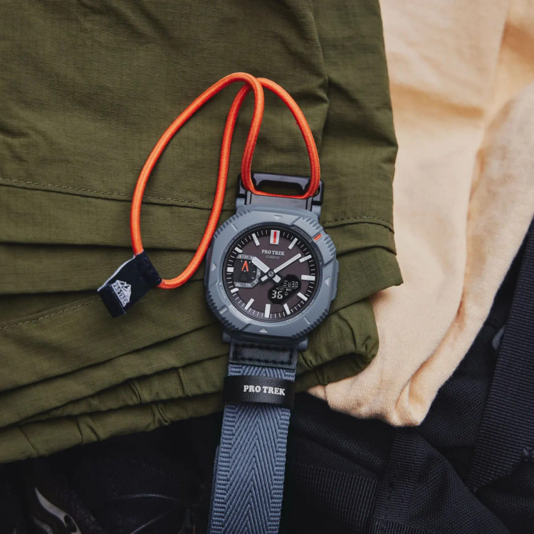 ساعت مچی مردانه کاسیو PRO TREK مدل PRJ-B001B-2