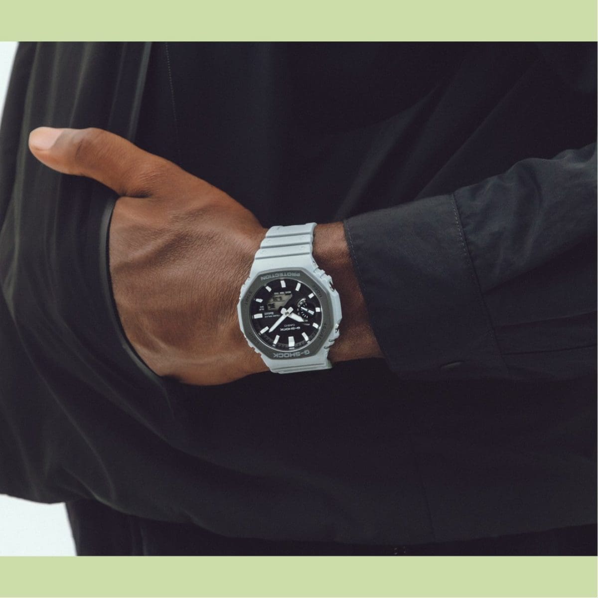 ساعت مچی مردانه کاسیو G-Shock مدل GA-B2100LUU-8AD