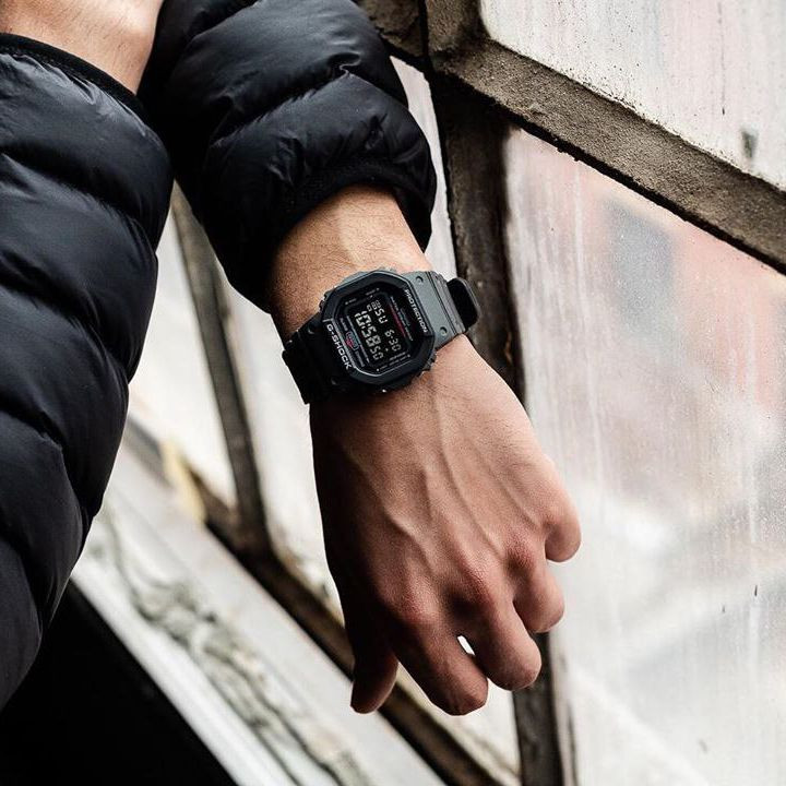 ساعت مردانه جیشاک کاسیو مدل CASIO DW-5610SU-8D