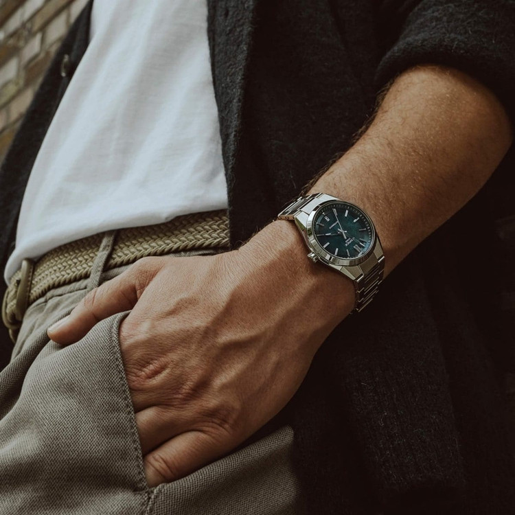 ساعت مچی مردانه کاسیو ادیفایس CASIO EDIFICE EFK-100D-2A
