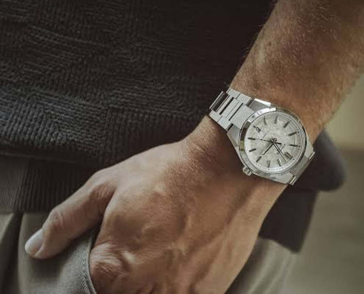 ساعت مچی مردانه کاسیو ادیفایس CASIO EFK-100D-7A