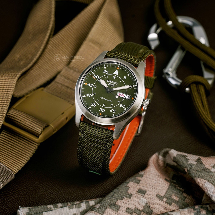 ساعت مچی مردانه سیکو، زیرمجموعه Seiko 5, کد SRPH29K1